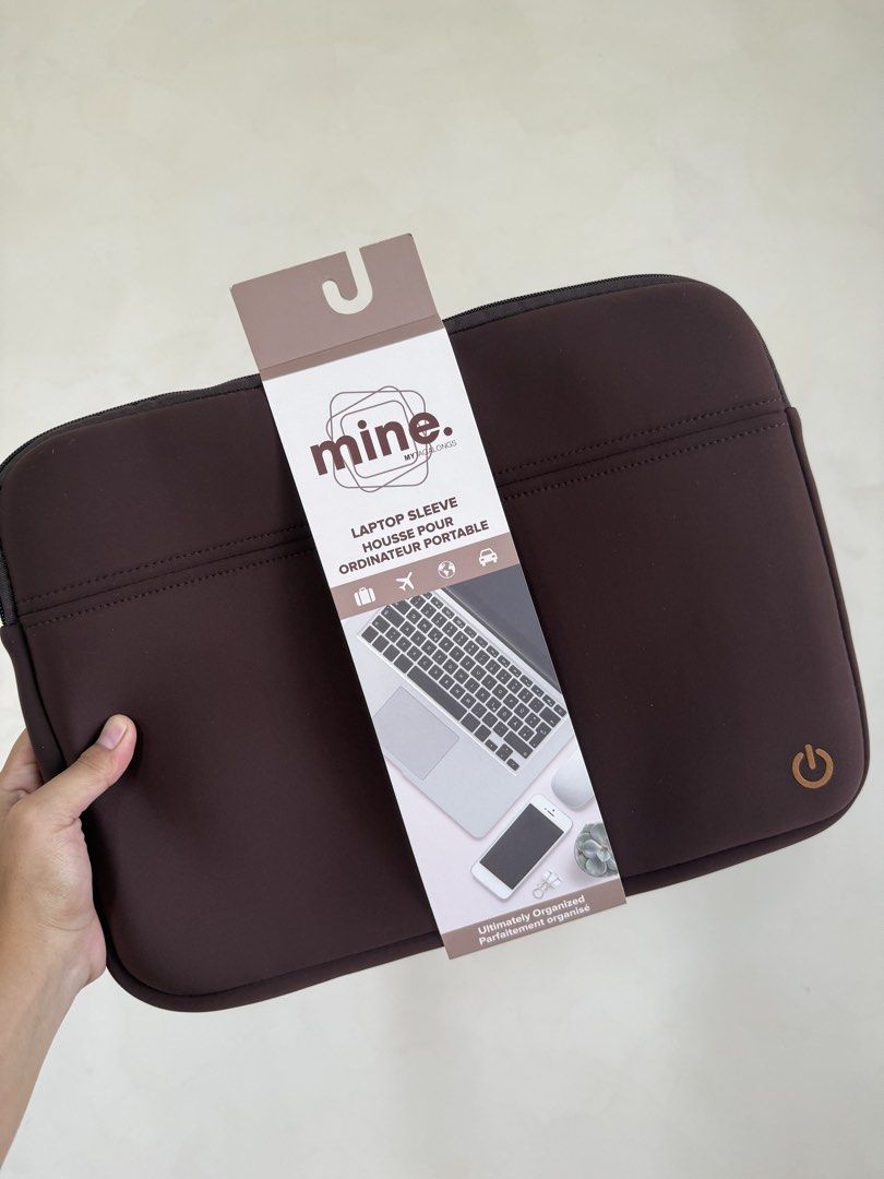 Brand New Laptop Sleeve 13” to 15” (Category: Laptop Bags & Sleeves) located in Taguig. Submitted by laramagbalana (Listing ID 1445277810, Image 3). Description: •Brand New Laptop Sleeve •Never been used •Given as a gift from US •Fits 13” to 15”.