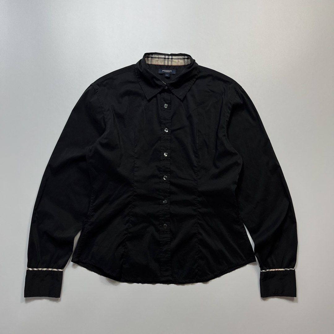 BURBERRY POLO BUTTONS DOWN WMNS SIZE: LARGE MEASUREMENTS LAID FLAT (IN INCHES): PTP: 20.5 LENGTH: 24 SLEEVE LENGHT: 24 IN CONDITION: EXCELLENT FLAW/S: NONE ₱700 (Category: Longsleeves) located in Iloilo. Submitted by plugsta (Listing ID 1445330555, Image 1). Description: BURBERRY POLO BUTTONS DOWN WMNS SIZE: LARGE MEASUREMENTS LAID FLAT (IN INCHES): PTP: 20.5 LENGTH: 24 SLEEVE LENGHT: 24 IN CONDITION: EXCELLENT FLAW/S: NONE ₱700.