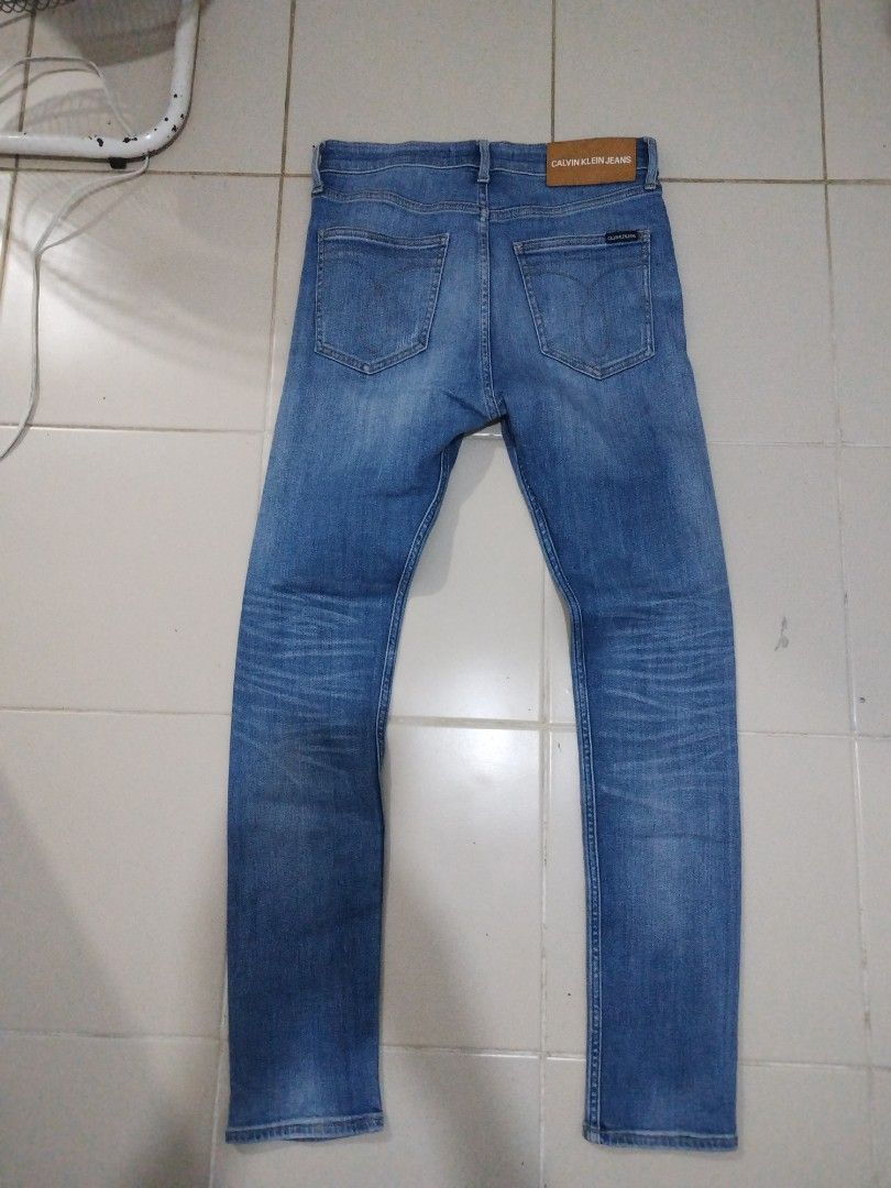 calvin klein jeans skinny (Category: Jeans) located in Bulacan. Submitted by side.hustle11 (Listing ID 1445279120, Image 2). Description: CALVIN KLEIN JEANS SKINNY- STRETCHABLE WAISTLINE 30-32 LENGTH 40 HEMP 6 EXCELLENT CONDITION PRICE -850 LOC BULACAN.