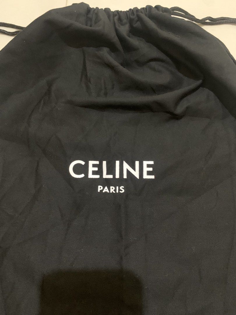 Celine Draw String Bag (Category: Luxury Bags & Wallets) located in Molave. Submitted by christianc13573 (Listing ID 1445328505, Image 2). Description: Excellent condition Color rate: 10/10 Need Wash.