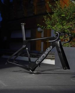 (Category: ) located in . Submitted by paragon.cycles (Listing ID 1445309500, Image 1). Description: .
