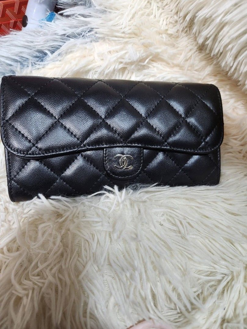 Chanel Wallet (Category: Luxury Bags & Wallets) located in Baguio. Submitted by luxuryitembags (Listing ID 1445235423, Image 1). Description: 2nd hand wallet (original) Lambskin Material In a good condition, no damage Inclusions: card only Negotiable price.