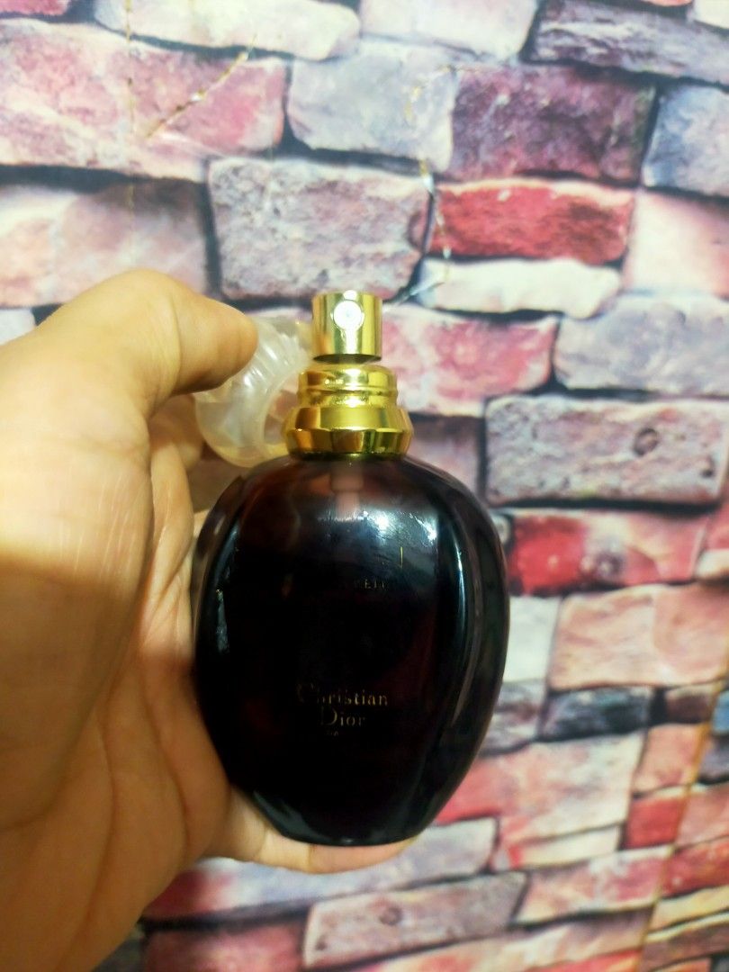 Christian Dior J'adore Eau de Parfum 50ml (Category: Fragrance & Deodorants) located in Quezon City. Submitted by jham.rose.2026 (Listing ID 1445297584, Image 2). Description: - Authentic Christian Dior J'adore Eau de Parfum - 50ml bottle - Dark glass bottle with gold accent and clear cap - Made in France - Perfect for any occasion.
