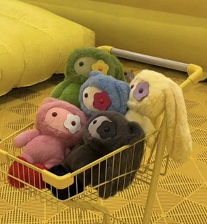 (Category: ) located in . Submitted by banana_potato (Listing ID 1445405333, Image 1). Description: .