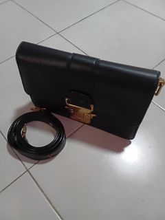 (Category: ) located in . Submitted by putraputri2 (Listing ID 1445315376, Image 1). Description: .
