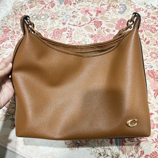 (Category: ) located in . Submitted by ainaleena (Listing ID 1445288516, Image 1). Description: .