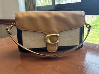 (Category: ) located in . Submitted by s3resale (Listing ID 1445235160, Image 1). Description: .