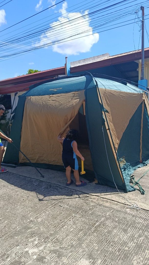 Coleman Tent for Camping (Category: Hiking & Camping) located in Tagum. Submitted by jorace112439395 (Listing ID 1445380257, Image 3). Description: - Coleman tent, ideal for outdoor adventures. - Spacious design, suitable for big groups. - Easy to set up, saving you time. - Great for camping trips and family outings. - Reliable and ready for your next adventure..