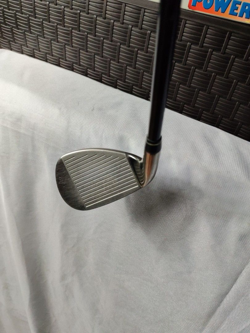 Daiwa G11 Golf Club Iron (Category: Golf) located in Manila. Submitted by meiyeon2 (Listing ID 1445306974, Image 3). Description: - Daiwa G11 Approach wedge Golf Iron - Features VOG GRIPS - Minor scuffs and scratches from normal use - Plenty of life left for the course - Ideal for beginners or adding to an existing set R Flex Right Handed Club .