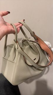 (Category: ) located in . Submitted by hello_gorgeous2 (Listing ID 1445409504, Image 1). Description: .