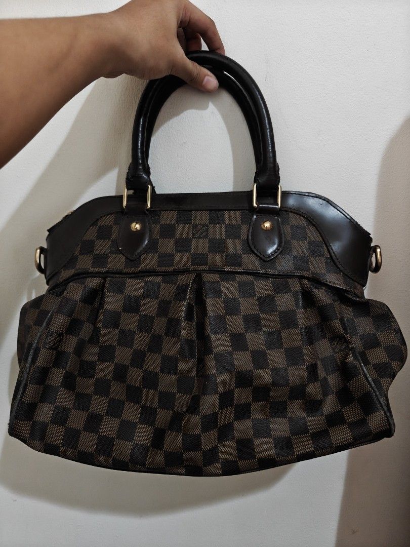 Designer Monogram Canvas Dome Handbag (Category: Luxury Bags & Wallets) located in Pasay City. Submitted by ryuthrifty (Listing ID 1445251841, Image 2). Description: Rfs decluttering.