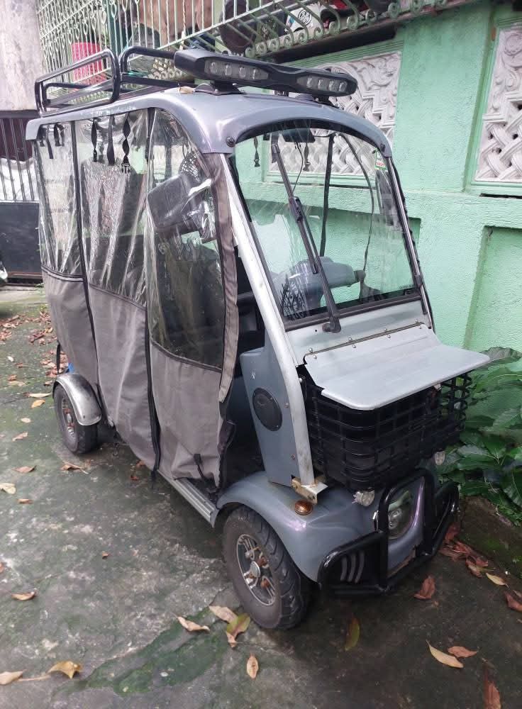 EBIKE FOR SALE RUSH (Category: Everything Else Others) located in Manila. Submitted by asicup188882003 (Listing ID 1445235617, Image 2). Description: ALL IN WHAT YOU SEE IS WHAT YOU GET! - FREE FAN - FREE TOP LIGHT WORTH 1K - FREE TOP LOAD WORTH 5K RFS: DI NAGAGAMIT, ALL WORKING PADIN TEST DRIVE BEFORE BAYAD PM NALANG SA INTERESTED! TAMA NA SA SCAM SAWA NAKO MA SCAM MGA YAAAWAAAA .