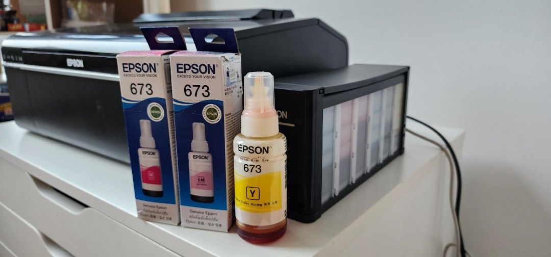 Epson L805 Printer with Ink Bottles489065481786501123