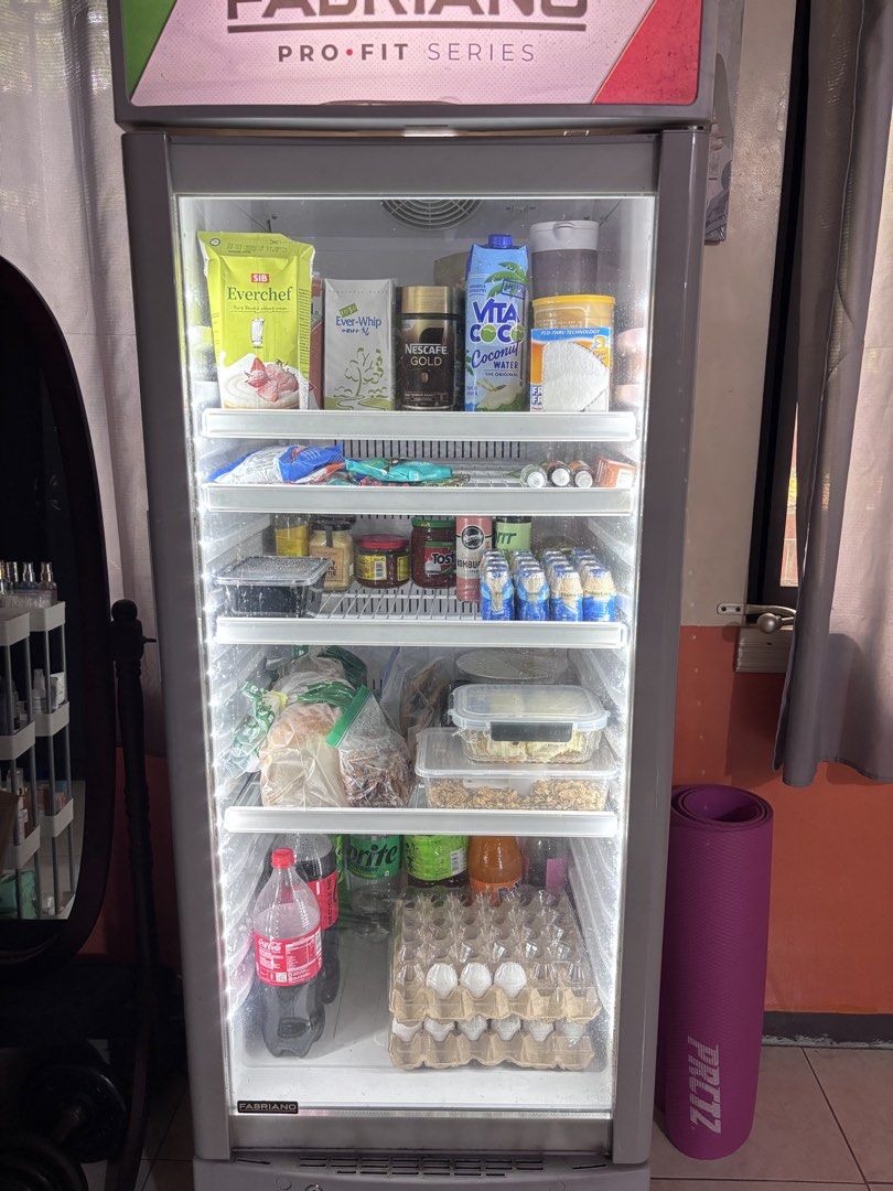 Fabriano Pro-Fit Series Commercial Refrigerator (Category: Refrigerators and Freezers) located in San Mateo. Submitted by roxiieeee (Listing ID 1445256170, Image 2). Description: - Fabriano Pro-Fit Series refrigerator - Ideal for storing drinks and food items - Multiple shelves for organized storage - Interior lighting included - In good working condition - Reason for selling: Upgrading kitchen appliances -Good for business -2yrs old -Slightly ne