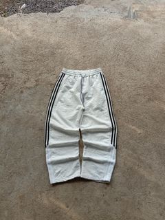 (Category: ) located in . Submitted by adinsthrift (Listing ID 1445283728, Image 1). Description: .