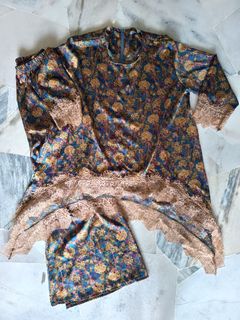 (Category: ) located in . Submitted by gadiswardrobe (Listing ID 1445257931, Image 1). Description: .