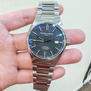 (Category: ) located in . Submitted by anotherwatchstore (Listing ID 1445391563, Image 1). Description: .