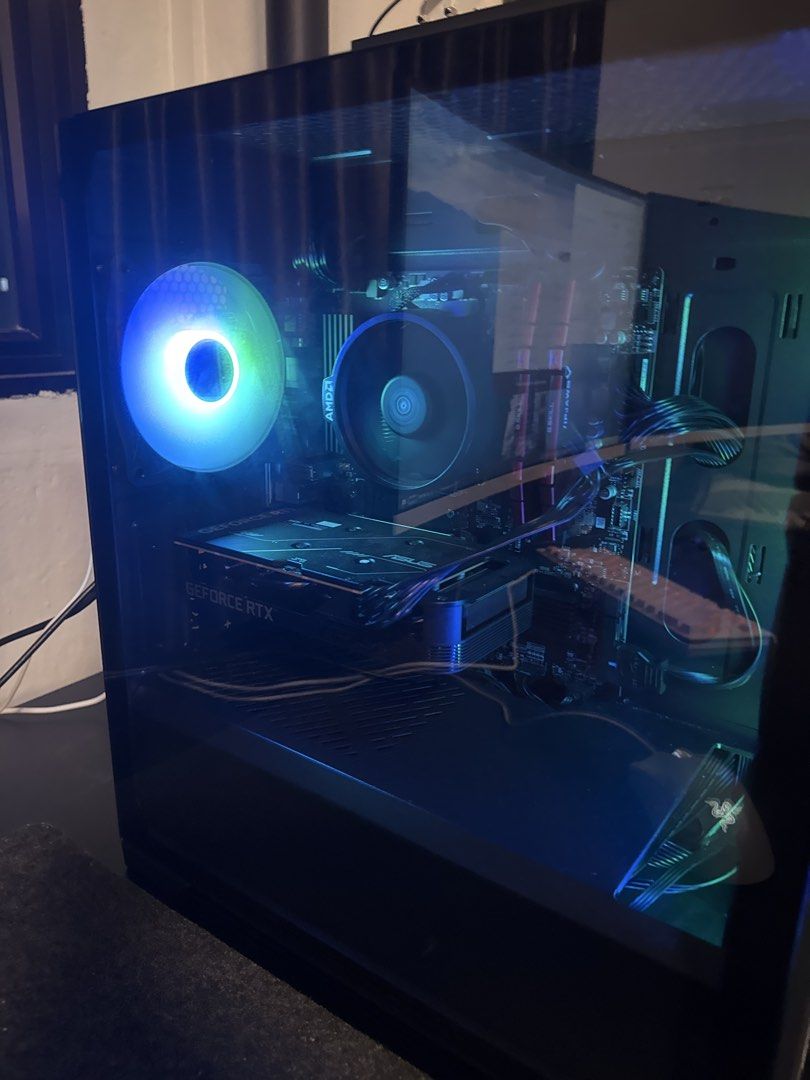 Gaming deskstop489688588396810240