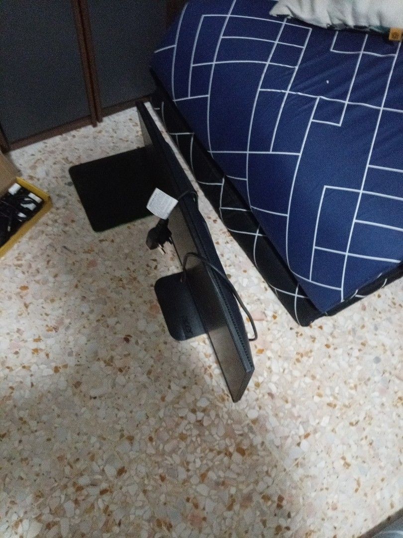 Gaming set up489569937292666881