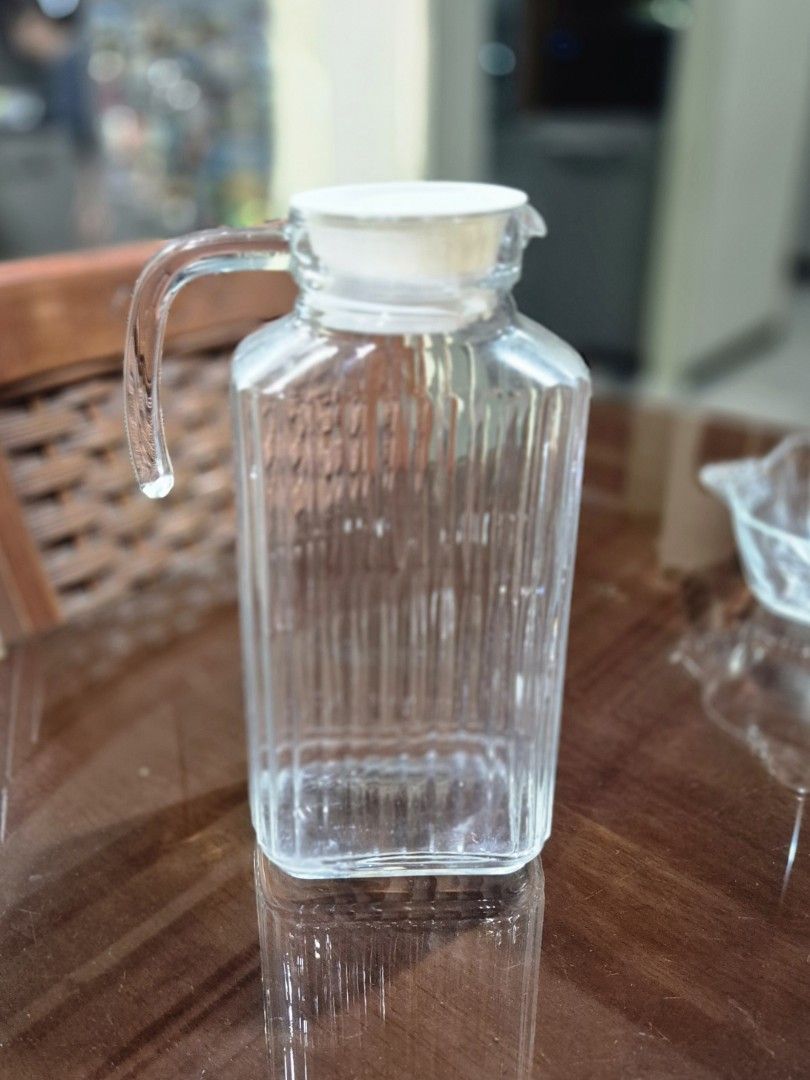 Glass Pitcher489521612284252160