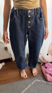 (Category: ) located in . Submitted by preloved_brandedbackup (Listing ID 1445254432, Image 1). Description: .