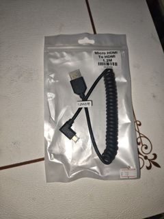 HDMI to Micro HDMI Retractable Cable502156653956976640
