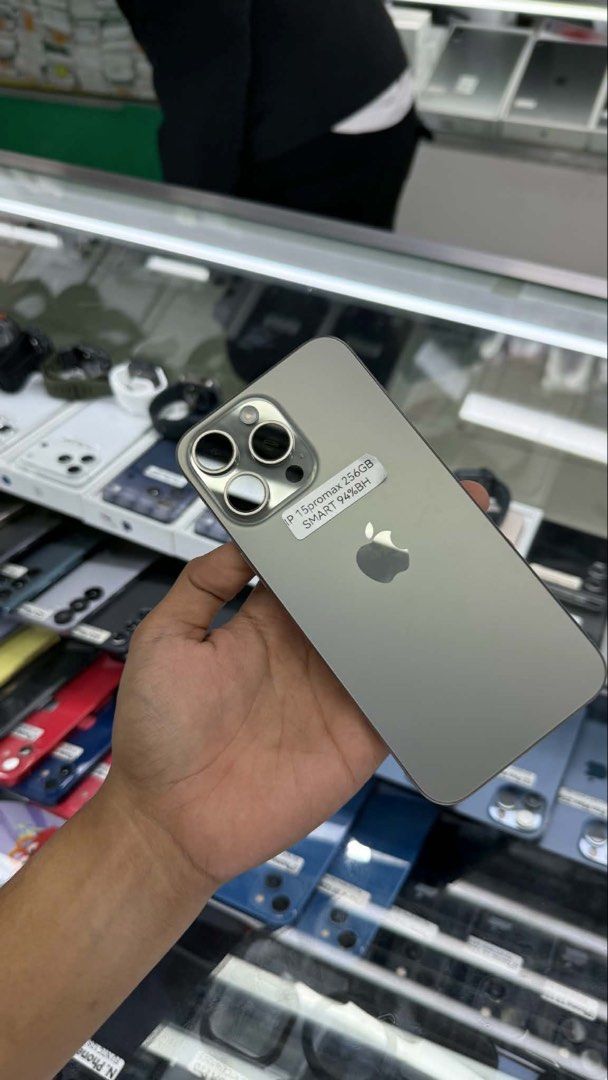 Iphone 15 Pro Max 256gb 94% BH NTC SMARTLOCKED (Category: iPhone 15 Series) located in San Juan City. Submitted by javedsgadgetshop (Listing ID 1445256570, Image 2). Description: INSTALLMENT OPTIONS : SPAY LATER / GGIVES / CREDIT CARD / SKYRO / HOMECREDIT (BRANDNEW) WE BUY AND SELL SO PWEDE MAGBINTA OR SWAP ! Quick Specs : 💵 Iphone 15promax •512gb •NTC Variant •99% batt health •Smartlocked •95% Smoothness •No hidden issue | No Repaired •100% Aut