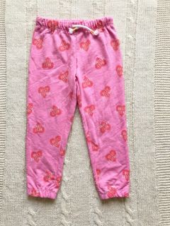 (Category: ) located in . Submitted by cmvoapparel (Listing ID 1445291046, Image 1). Description: .