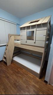 (Category: ) located in . Submitted by elinor08 (Listing ID 1445251813, Image 1). Description: .