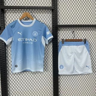 (Category: ) located in . Submitted by TheFootballKits (Listing ID 1442496106, Image 1). Description: .