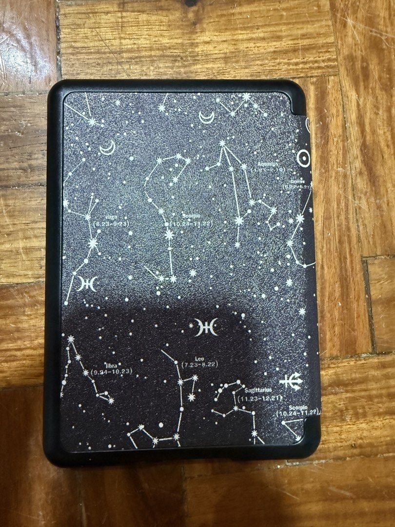 Kindle Paperwhite 10th Gen 32 GB (Category: Others) located in Quezon City. Submitted by annie-29 (Listing ID 1445290318, Image 2). Description: Kindle Paperwhite 10th Gen Storage: 32 GB but 5 gb is used by the system Comes with Case and Charger, I threw away the box but it has only been used a few times and stored so battery life is very much good .