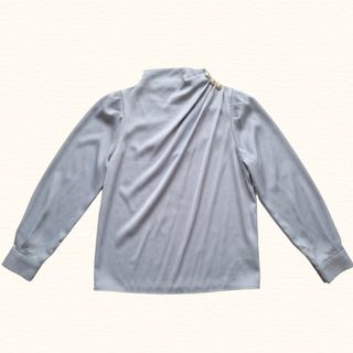(Kategori: ) berada di . Dikirim oleh mostlypreloved_ (ID iklan 1445283761, Gambar 1). Deskripsi: .