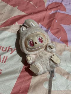 (Category: ) located in . Submitted by tr4ppedrabb1t (Listing ID 1445355634, Image 1). Description: .
