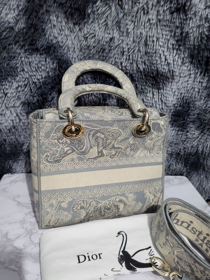 LADY DIOR FROM JAPAN (Category: Luxury Bags & Wallets) located in Manila. Submitted by mrszregeng (Listing ID 1445402627, Image 2). Description: 💯 3D CANVAS EMBROIDERY 🇯🇵 JAPAN PRELOVED WITH DUSTBAG 8/10 CONDITION.