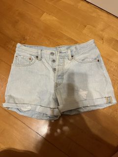 （分類：）位於 。 由 cc_declutter 提交（商品編號 1445382987，圖片 1）。簡介： 。
