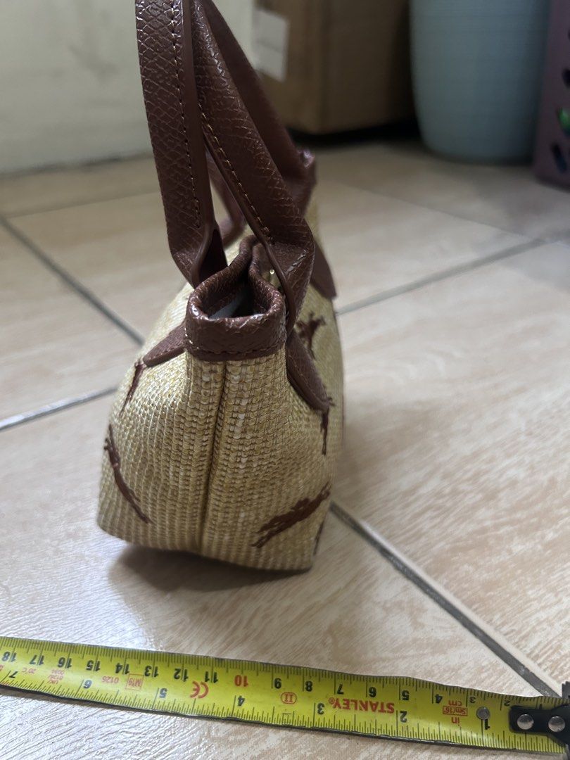 Libgchamp mini sling bag (Category: Luxury Bags & Wallets) located in Makati City. Submitted by collexziones (Listing ID 1436472763, Image 2). Description: Not OG - the online seller claimed it to be PRELOVED OG but when i got it, i know its not- still cute and functional for summer and for on the go bag- bought for 3500- selling it for 1600. .