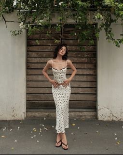 dissh campbell oyster midi dress This is Occasion Wear  Meet the Campbell Oyster Fluted Midi & Tie Back  Crop.  Elevated attire arrives, in our drapy silk-like Cupro fabrication  soaring this collection to new heights. #DISSH