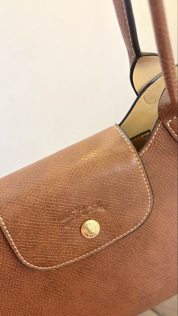 Longchamp Epure Bag (Category: Luxury Bags & Wallets) located in Cavite. Submitted by psycheoldnewstuff (Listing ID 1445256646, Image 3). Description: Preloved RFS: not used.
