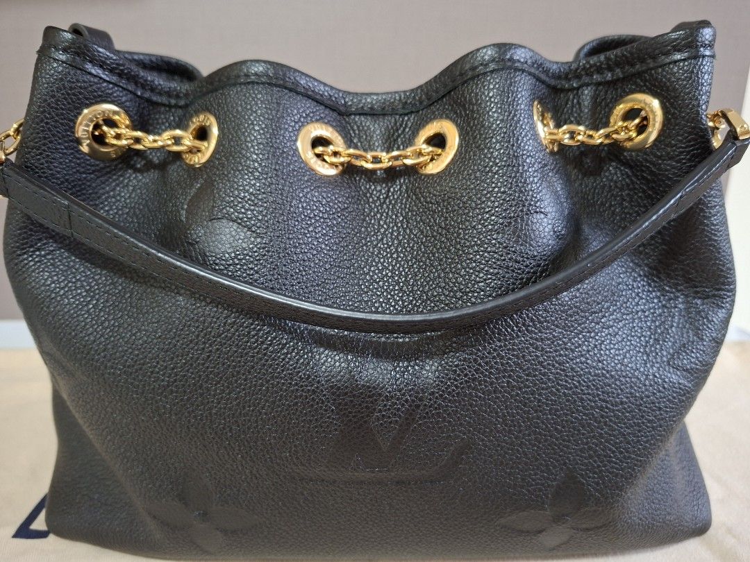LV BUNDLE (Category: Bags & Wallets) located in Singapore. Submitted by gymjenny44201 (Listing ID 1445367196, Image 2). Description: - Material: Empreinte Leather - Detachable & adjustable shoulder strap, can be worn as crossbody - Spacious interior, great for everyday use - Come with full set: local MBS LV receipt, dustbag, box & paper bag.