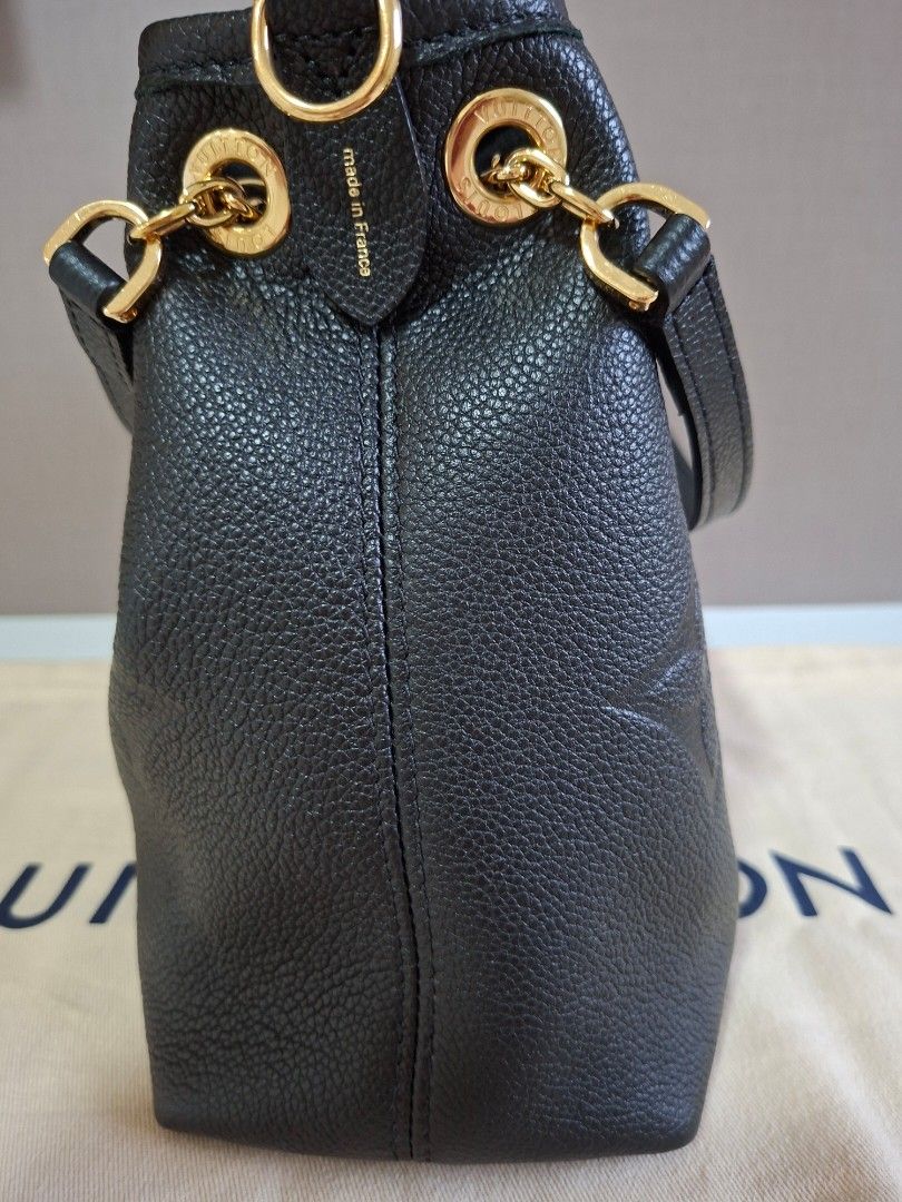 LV BUNDLE (Category: Bags & Wallets) located in Singapore. Submitted by gymjenny44201 (Listing ID 1445367196, Image 3). Description: - Material: Empreinte Leather - Detachable & adjustable shoulder strap, can be worn as crossbody - Spacious interior, great for everyday use - Come with full set: local MBS LV receipt, dustbag, box & paper bag.