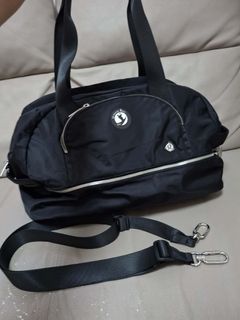 （分類：）位於 。 由 preloved2416 提交（商品編號 1445288858，圖片 1）。簡介： 。