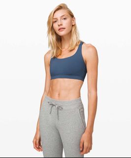 (Category: ) located in . Submitted by Sportywear (Listing ID 1445269358, Image 1). Description: .