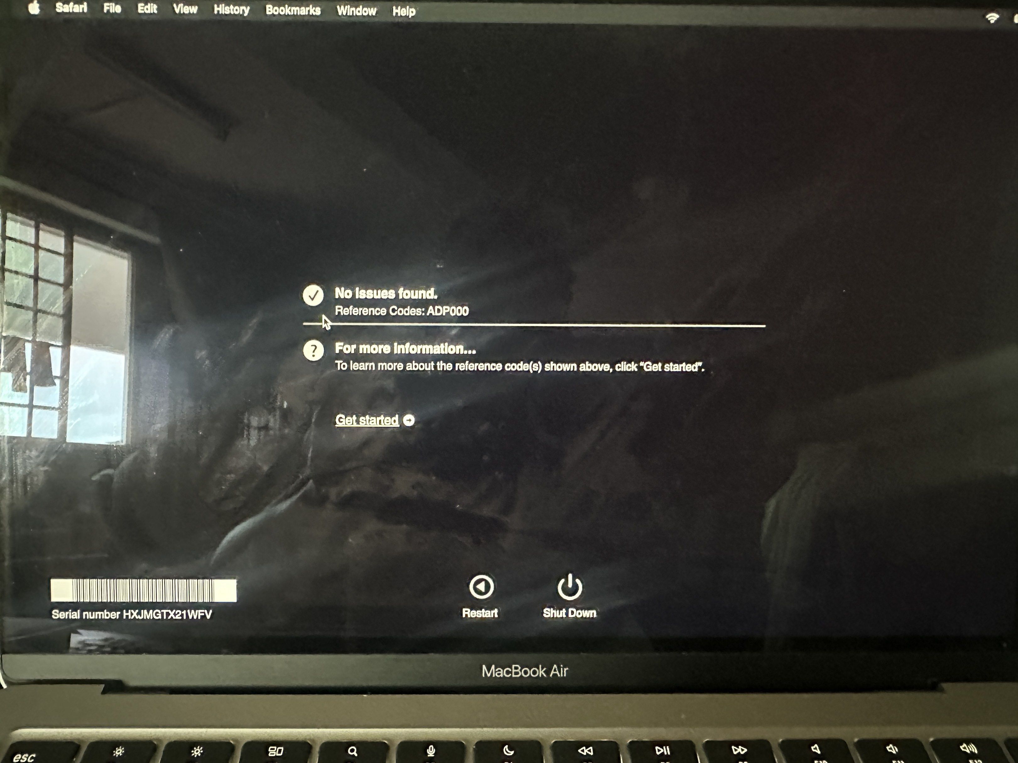 MacBook M1488931928111196161