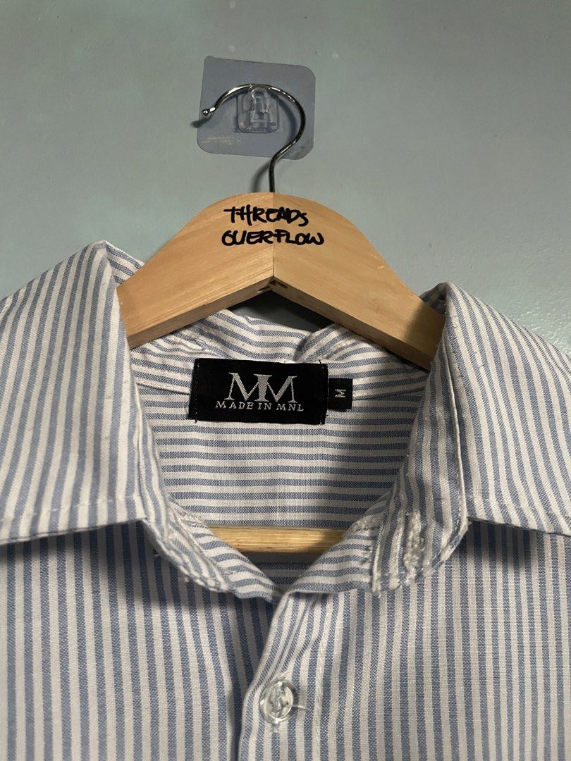 MADE IN MANILA CROPPED POLO (Category: Formal Shirts) located in Tagum. Submitted by threads.overflow (Listing ID 1445314285, Image 3). Description: DIMENTIONS: 21.5x24 COLOR RATE 9/10 ISSUES: FABRIC CIRCLES ON NECK EXCELLENT CONDITION COLOR MAY VARY DUE TO LIGHTNING..