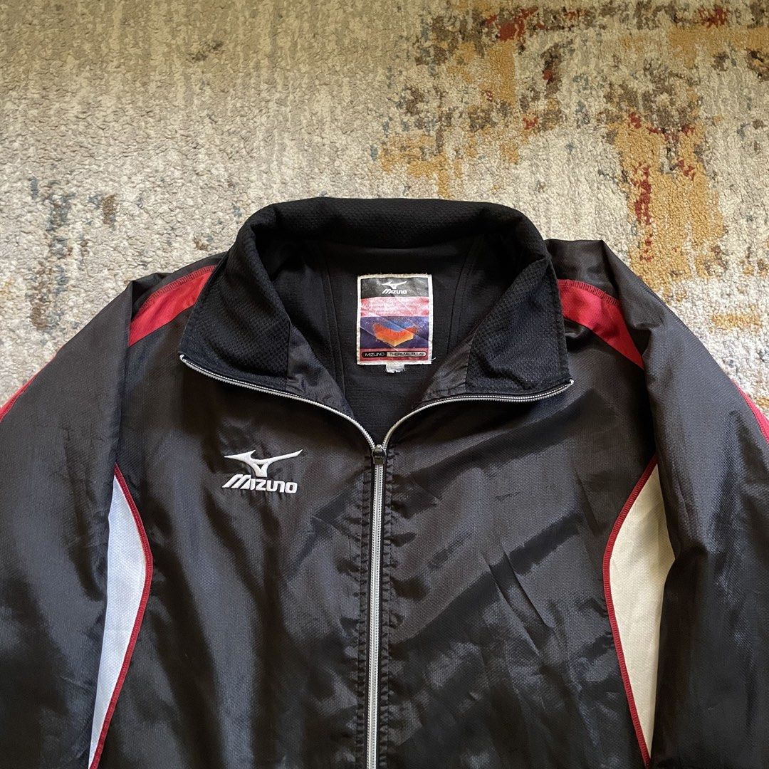 Mizuno Track Tri-Color Windbreaker (Category: Coats, Jackets and Outerwear) located in Bulacan. Submitted by gab.closet (Listing ID 1445272986, Image 2). Description: 🔖 Mizuno - Length : 28 inches | Width : 26 inches - fits up to Medium to Large - bought from Japan 🇯🇵 - 100% authentic - good as brand new 💯, small flaw yellow stain under the sleeve not visible when worn .