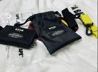 （分類：）位於 。 由 magiew 提交（商品編號 1445353327，圖片 1）。簡介： 。