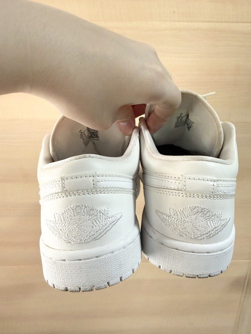 Nike Jordan Women US8 (Category: Sneakers) located in Cavite. Submitted by cha____r (Listing ID 1445247923, Image 3). Description: Nike Jordan for Women Size US8.0 / EU39 Still very white and clean in person The tongue is in beige color.