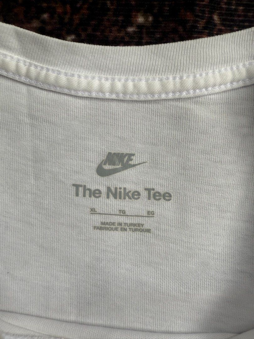 Nike Sportswear swoosh tee (Category: Tshirts & Polo Shirts ) located in Abulug. Submitted by jv1122 (Listing ID 1445353900, Image 3). Description: Nike Sportswear swoosh tee need wash 20x29 dimes.