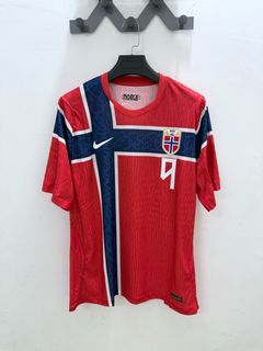 (Category: ) located in . Submitted by calcio_sport_jersey (Listing ID 1445410660, Image 1). Description: .