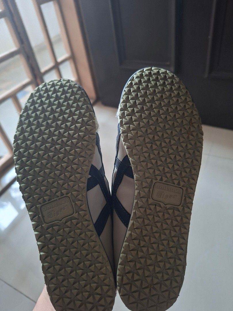 Onitsuka Tiger Mexico 66 Sneakers (Category: Babies & Kids Fashion) located in Singapore. Submitted by klim8888 (Listing ID 1445324734, Image 3). Description: - Classic Onitsuka Tiger Mexico 66 for kids - White and navy blue colorway - Easy velcro strap closure - Excellent sole grip - Hardly use, in good overall condition Size US 1 UK K13 Collection at Bukit Batok.